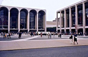 The Metropolita,n Opera on the left and the Avery Fischer Hall (formerly the Philharmonic Hall) on the right. The Vivine Beaumont Theater is behind, in the corner bewteen the buildings.